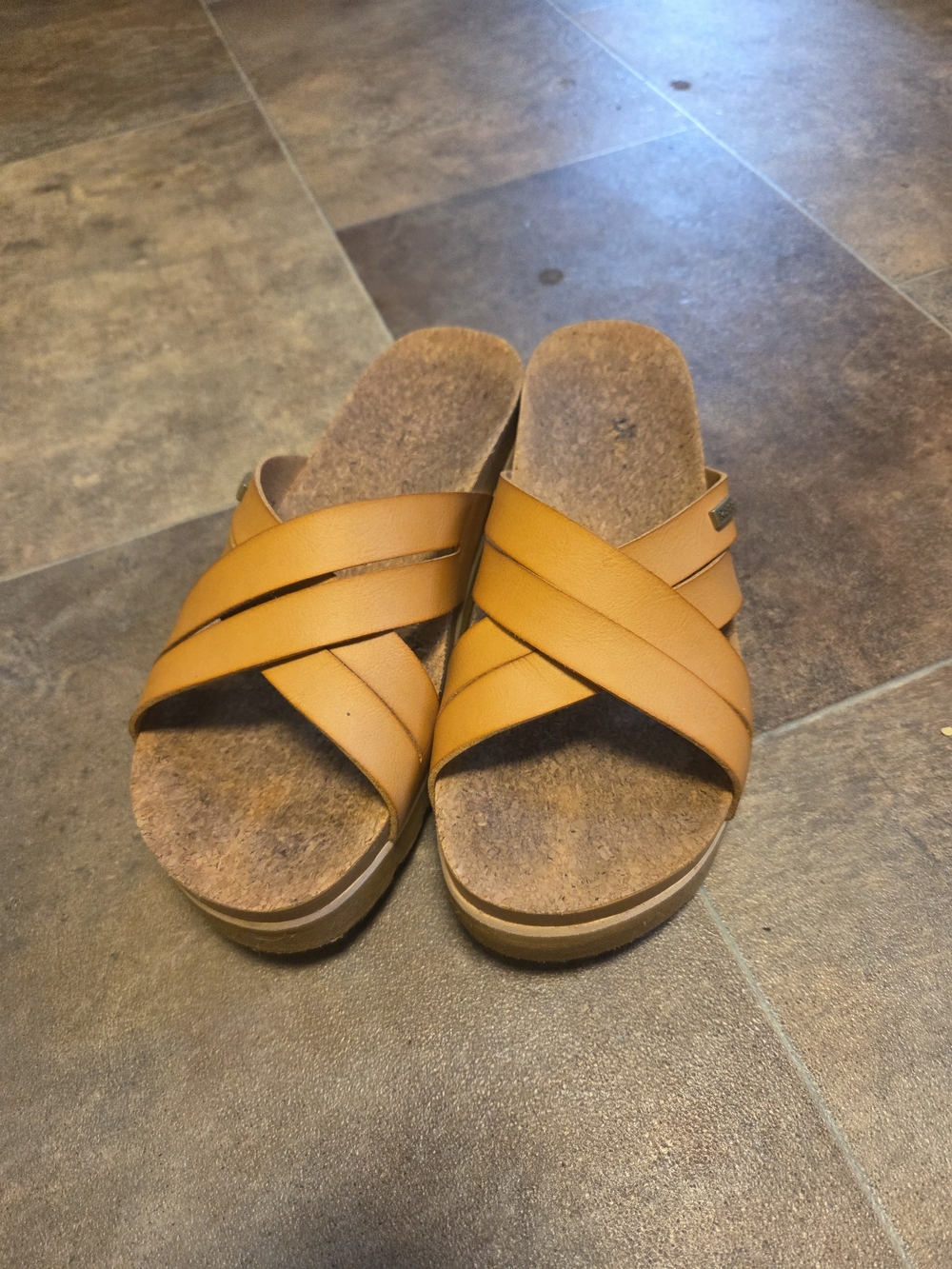 Reef Women's Crisscross Slide Sandals in Camel Brown